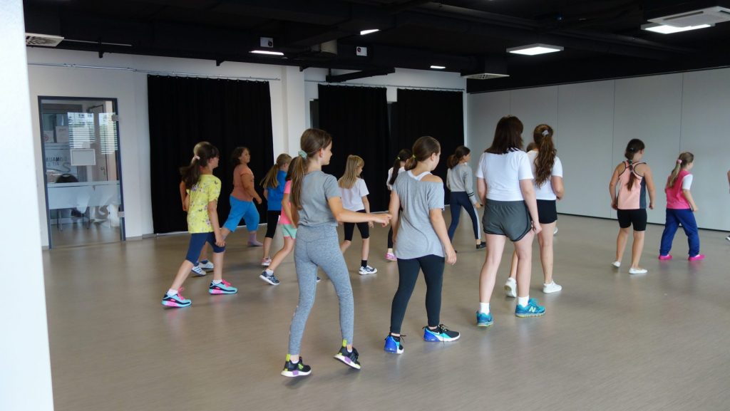 Kinder beim Tanzen